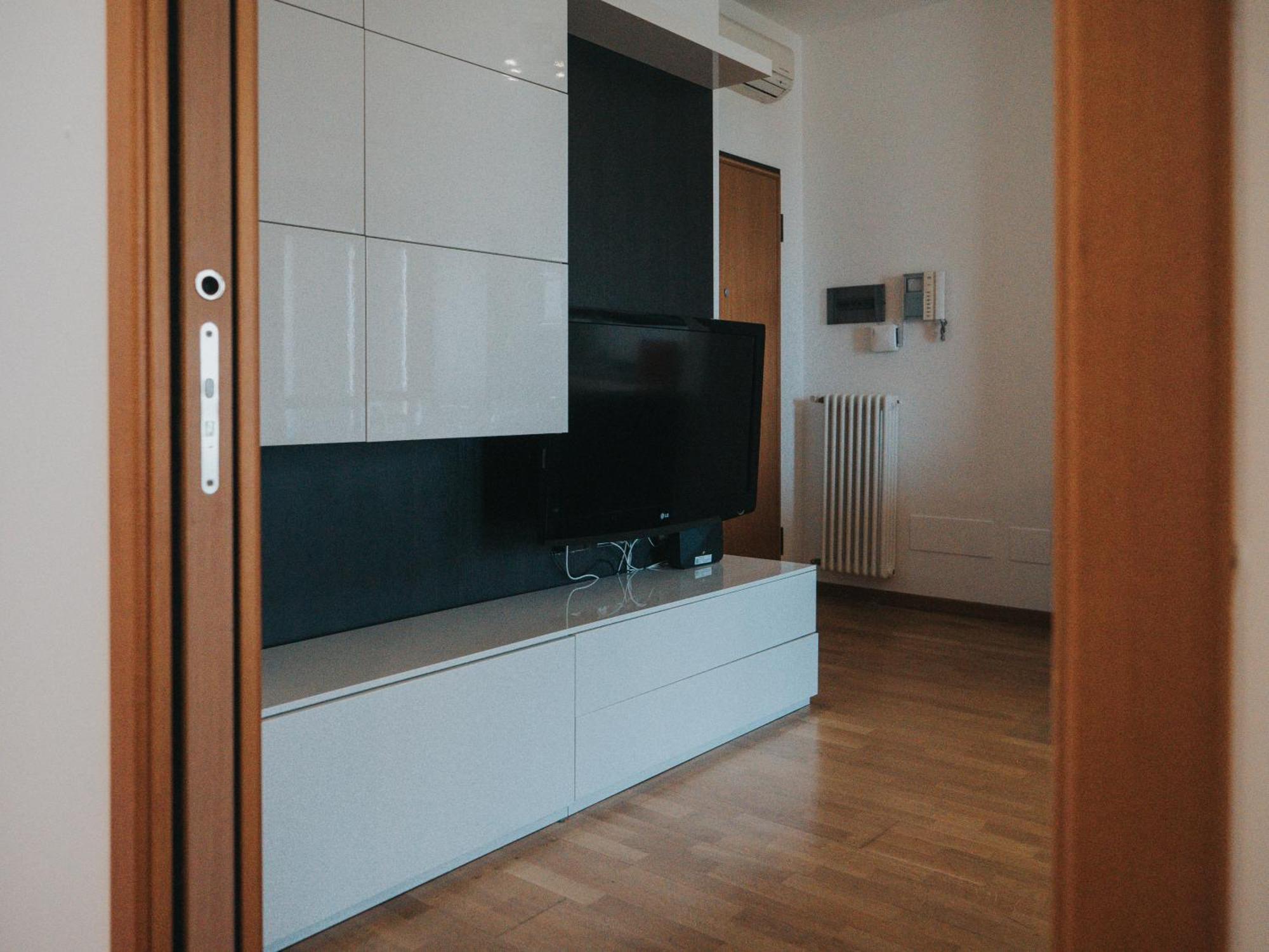 Tolstoi Apartment Mailand